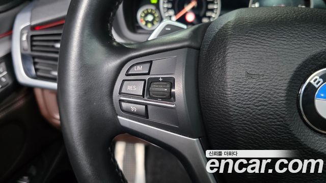 BMW X5 2018 — photo 27