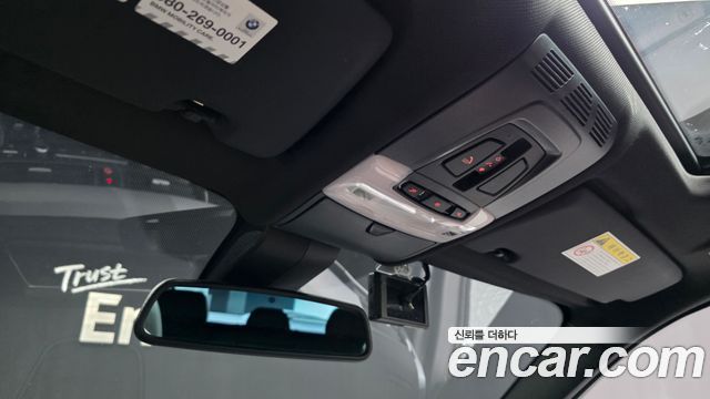 BMW X5 2018 — photo 28