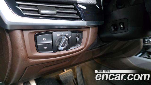 BMW X5 2018 — photo 30