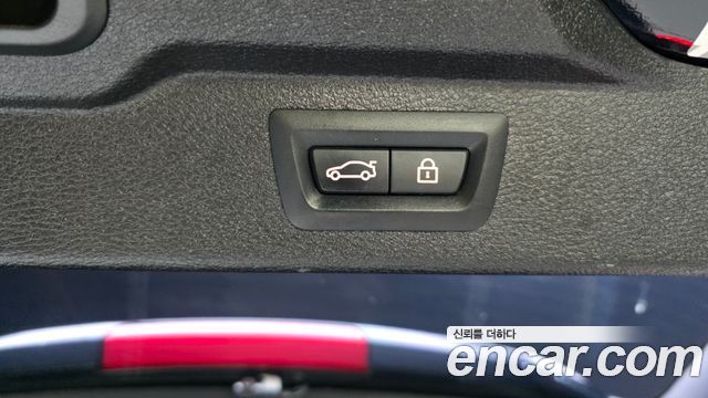 BMW X5 2018 — photo 32