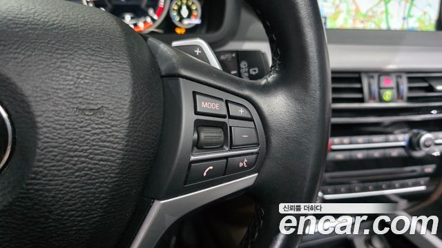 BMW X5 2018 — photo 33