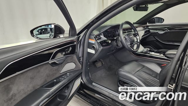 Audi A8 2020 — photo 10