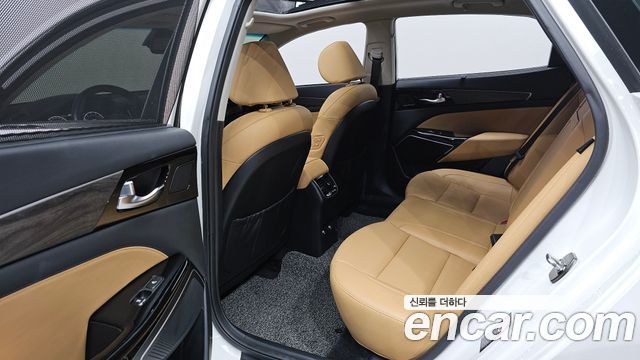 Kia K7 2020 — photo 11