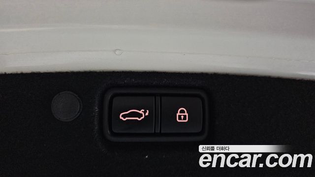 Kia K7 2020 — photo 17
