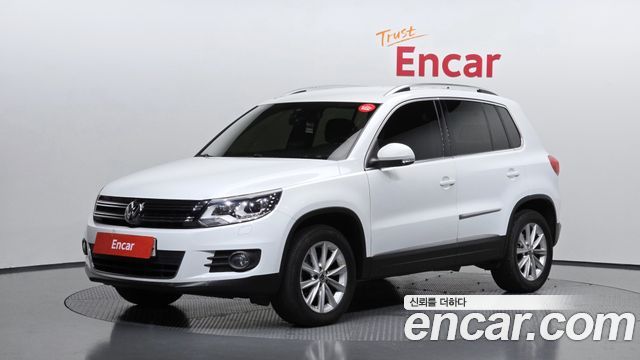Volkswagen Tiguan 2015 — photo 1
