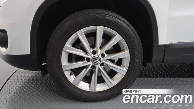 Volkswagen Tiguan 2015 — photo 5