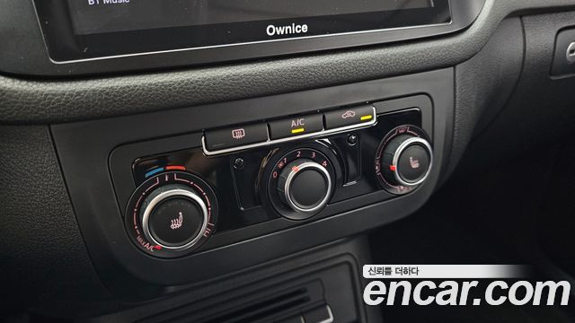 Volkswagen Tiguan 2015 — photo 16