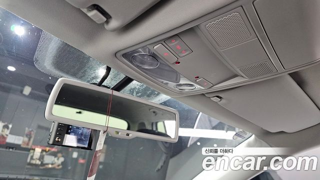 Volkswagen Tiguan 2015 — photo 19