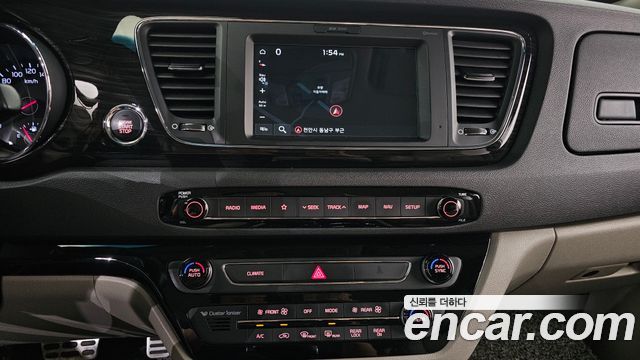 Kia Canival 2020 — photo 20