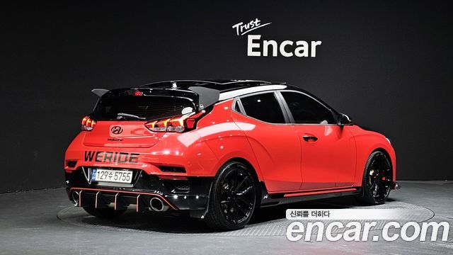 Hyundai Veloster 2018 — photo 2
