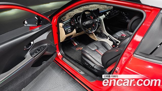 Hyundai Veloster 2018 — photo 10
