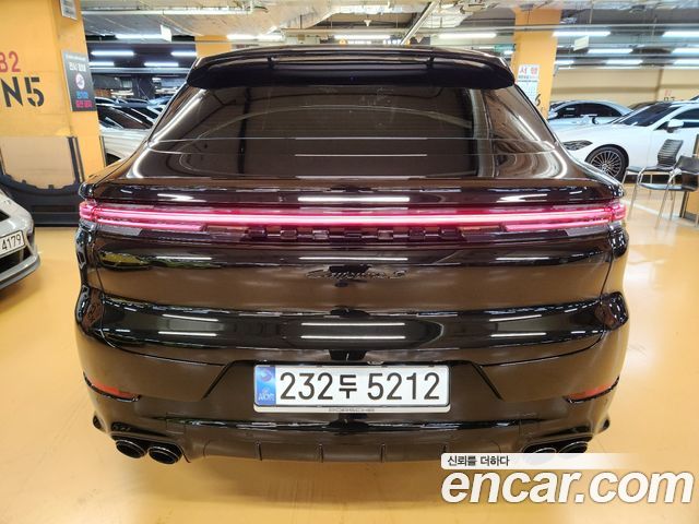 Porsche Cayenne 2025 — photo 5