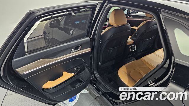 Kia K5 2023 — photo 26