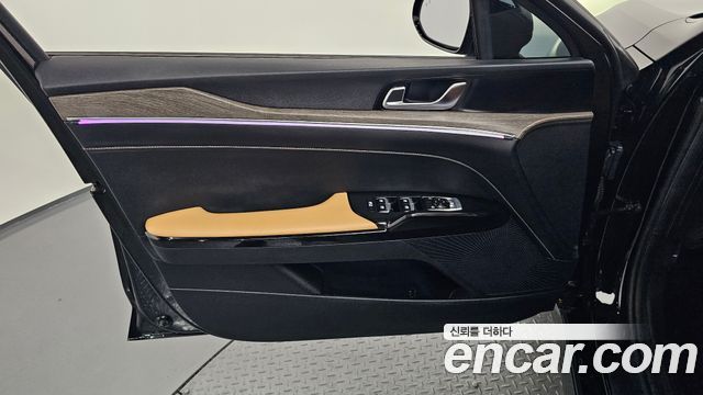 Kia K5 2023 — photo 14