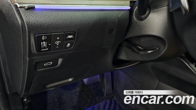 Kia K5 2023 — photo 28