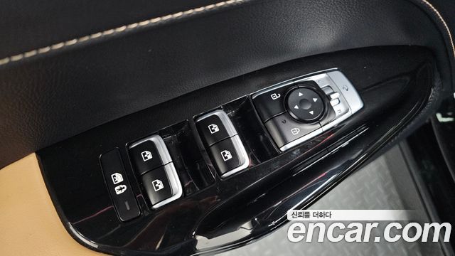 Kia K5 2023 — photo 29