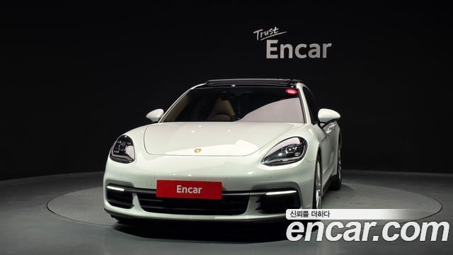 Porsche Panamera 2018 — photo 3