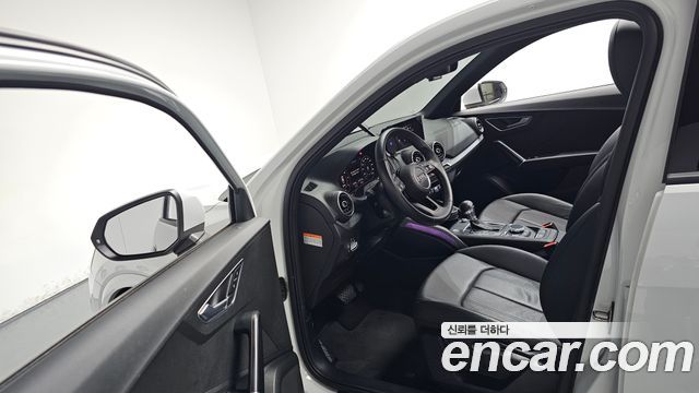 Audi Q2 2020 — photo 13