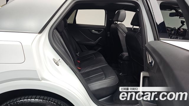 Audi Q2 2020 — photo 17