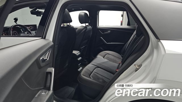 Audi Q2 2020 — photo 18