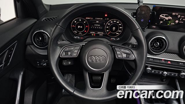 Audi Q2 2020 — photo 19