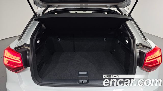 Audi Q2 2020 — photo 26