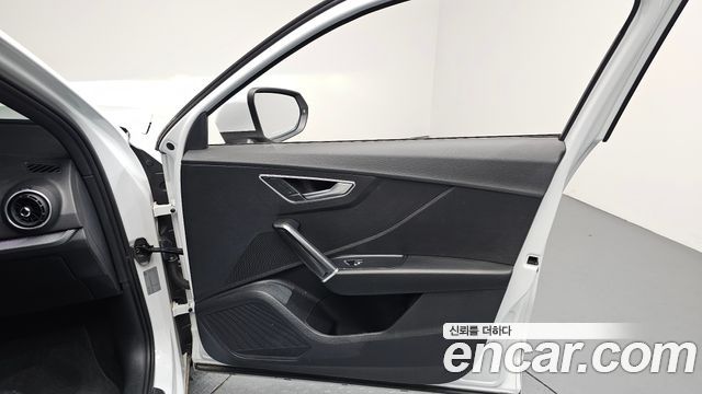 Audi Q2 2020 — photo 14