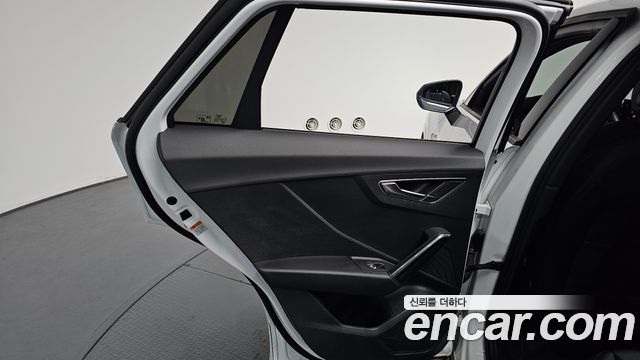 Audi Q2 2020 — photo 15