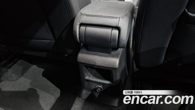Audi Q2 2020 — photo 31
