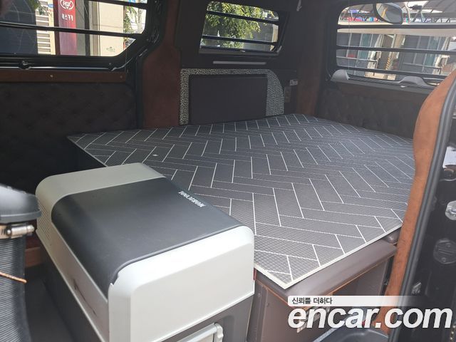 Hyundai Starex 2019 — photo 12