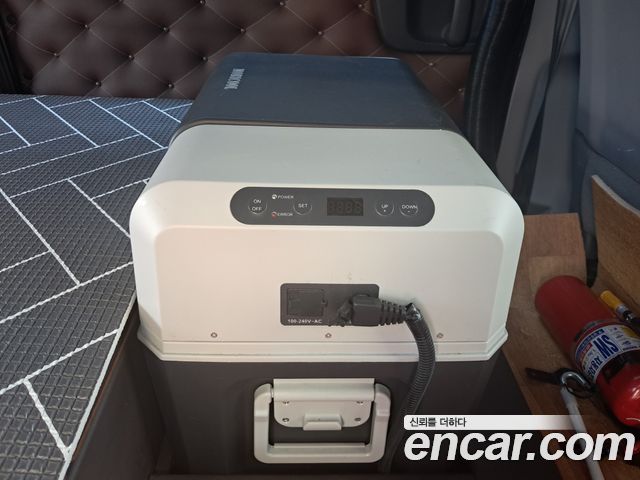 Hyundai Starex 2019 — photo 17
