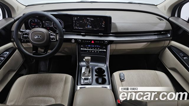 Kia Canival 2021 — photo 10