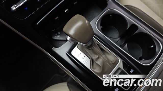 Kia Canival 2021 — photo 12