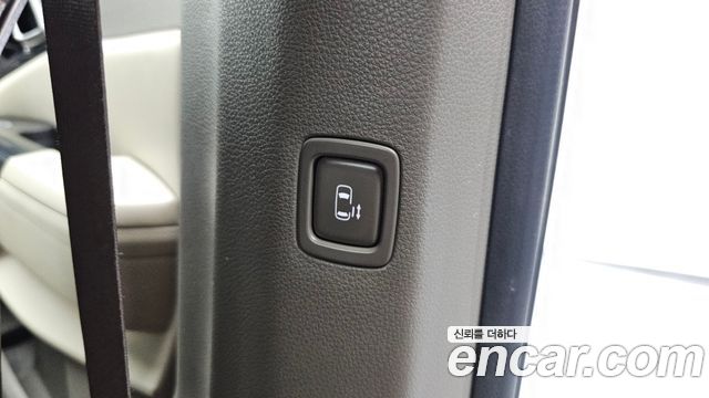 Kia Canival 2021 — photo 33