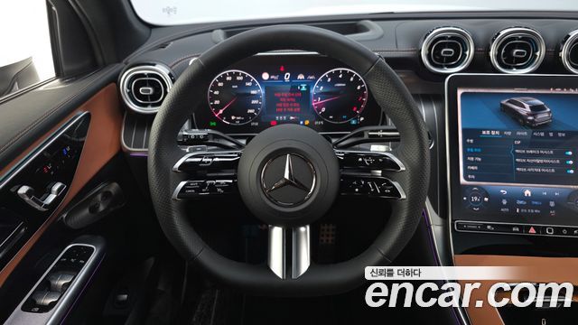Mercedes-Benz GLC-Class 2025 — photo 20