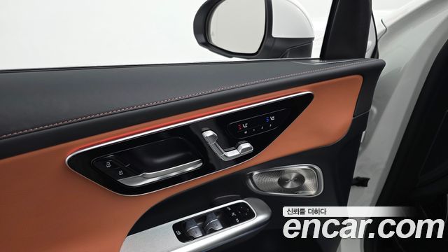 Mercedes-Benz GLC-Class 2025 — photo 34