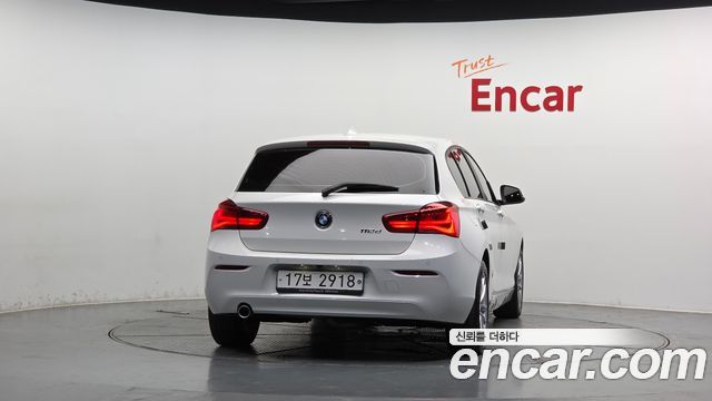 BMW 1-Series 2018 — photo 4
