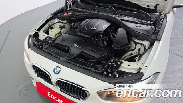 BMW 1-Series 2018 — photo 6