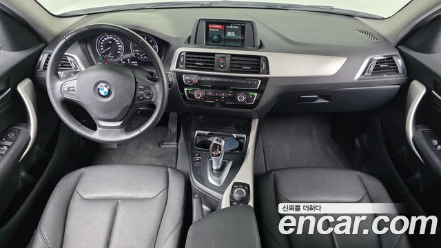 BMW 1-Series 2018 — photo 10