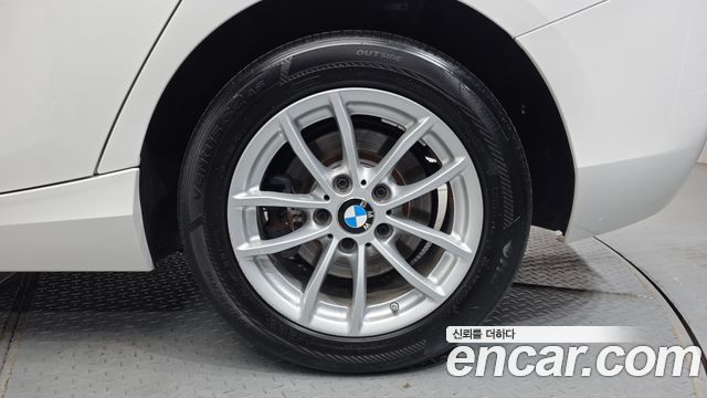 BMW 1-Series 2018 — photo 7