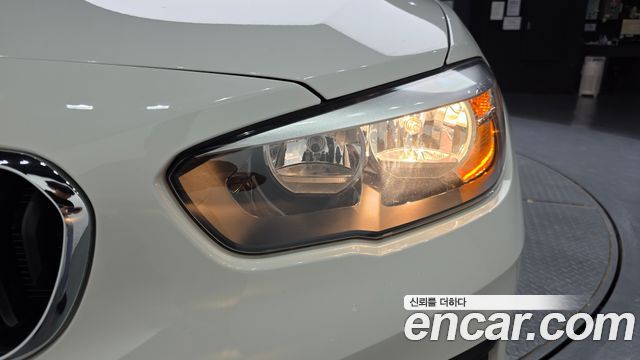 BMW 1-Series 2018 — photo 8