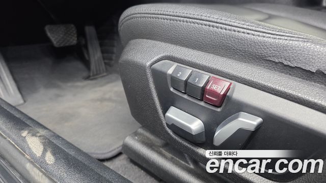 BMW 1-Series 2018 — photo 30