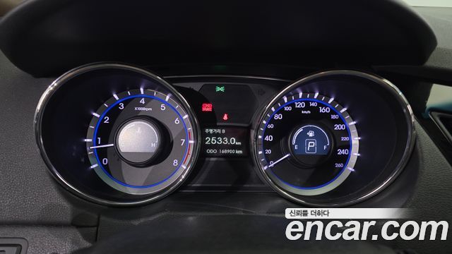 Hyundai Sonata 2011 — photo 8