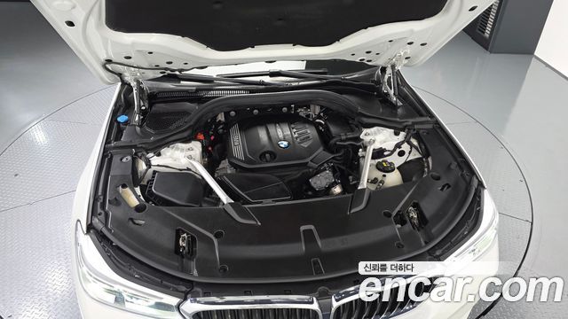 BMW Gran Turismo 2020 — photo 6