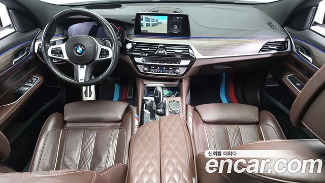 BMW Gran Turismo 2020 — photo 10