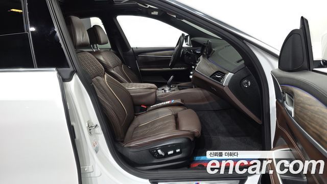 BMW Gran Turismo 2020 — photo 17