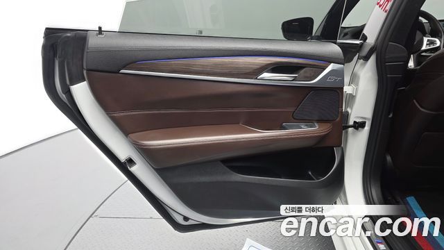 BMW Gran Turismo 2020 — photo 15