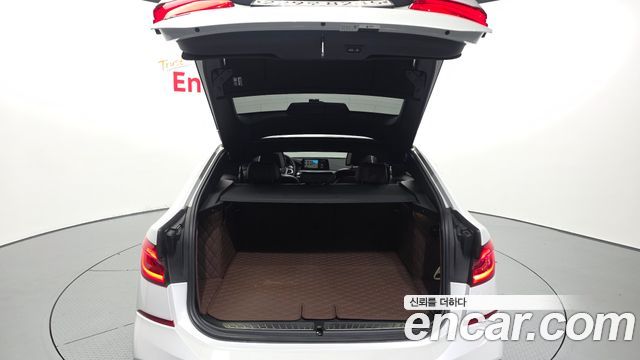 BMW Gran Turismo 2020 — photo 31