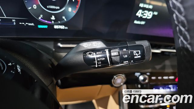 Kia Canival 2023 — photo 24