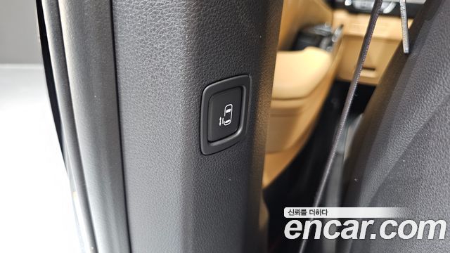 Kia Canival 2023 — photo 29